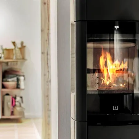 5561-gudhjem-kirkevej-8 * Gudhjem